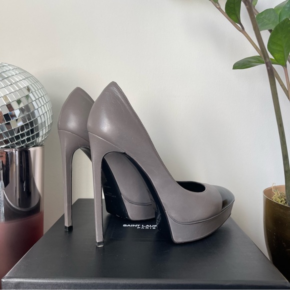 Saint Laurent Janis Platform Heels - Picture 6 of 9